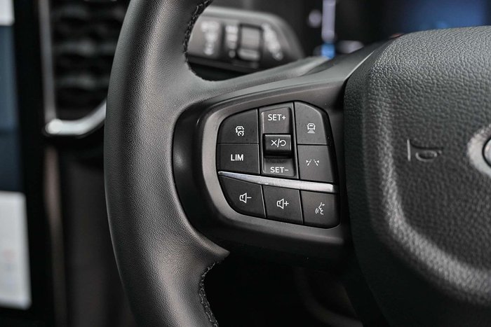 2025 Ford Everest Trend