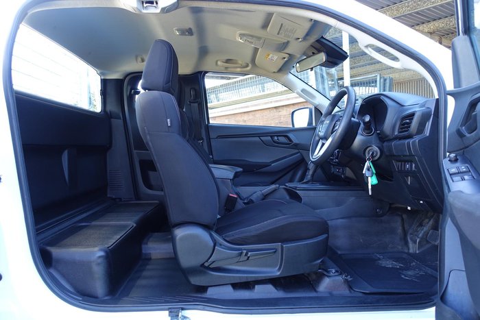 2021 Isuzu D-MAX SX MY21 4X4 Dual Range Mineral White