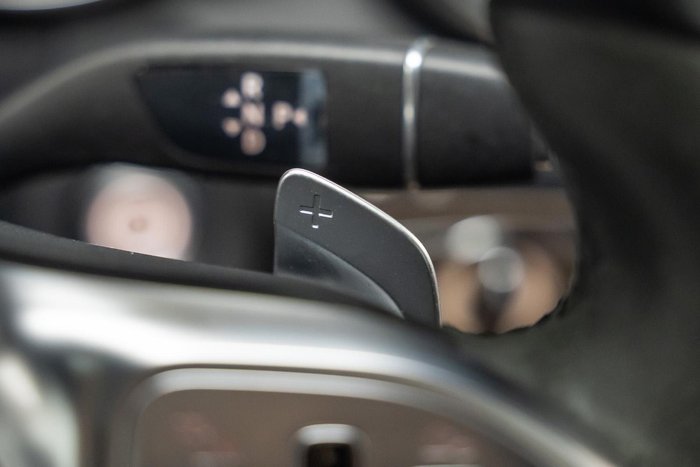 2023 Mercedes-Benz C-Class C200