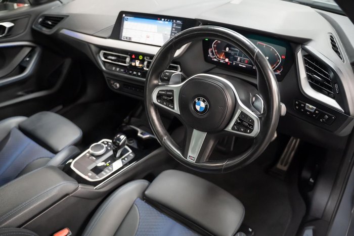 2024 BMW 2 Series 220i M Sport