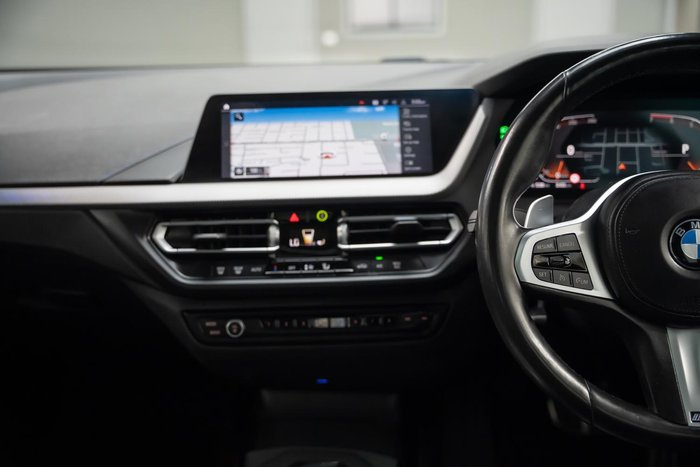 2024 BMW 2 Series 220i M Sport