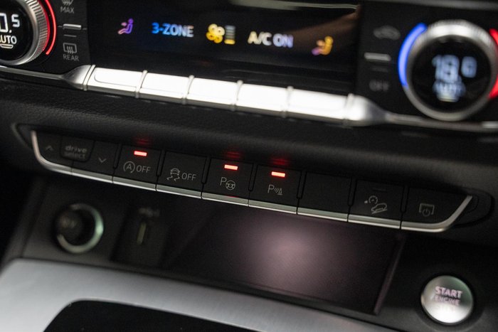 2024 Audi Q5 45 TFSI S line