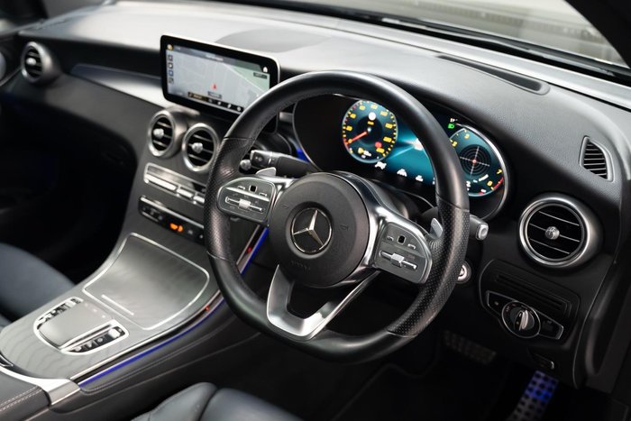 2019 Mercedes-Benz GLC-Class GLC300