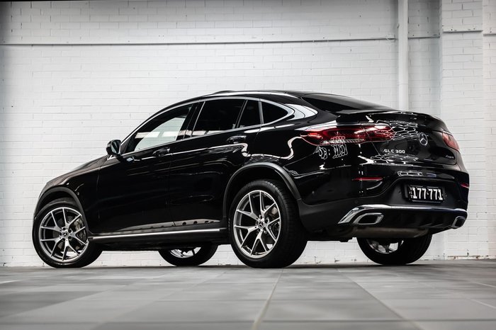 2019 Mercedes-Benz GLC-Class GLC300