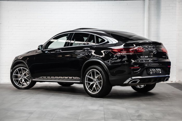 2019 Mercedes-Benz GLC-Class GLC300