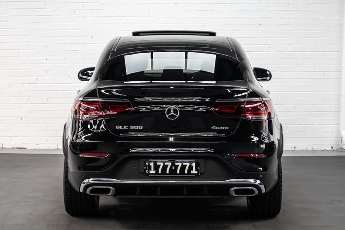 2019 Mercedes-Benz GLC-Class GLC300