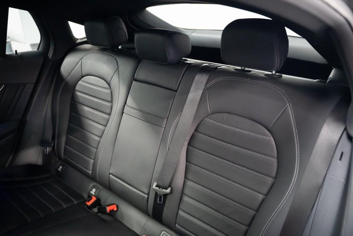 2019 Mercedes-Benz GLC-Class GLC300