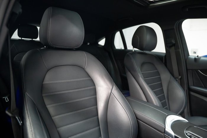 2019 Mercedes-Benz GLC-Class GLC300