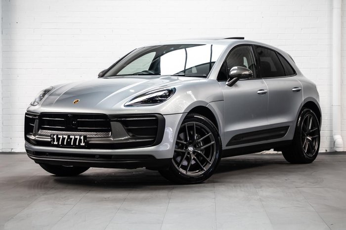 2023 Porsche Macan T