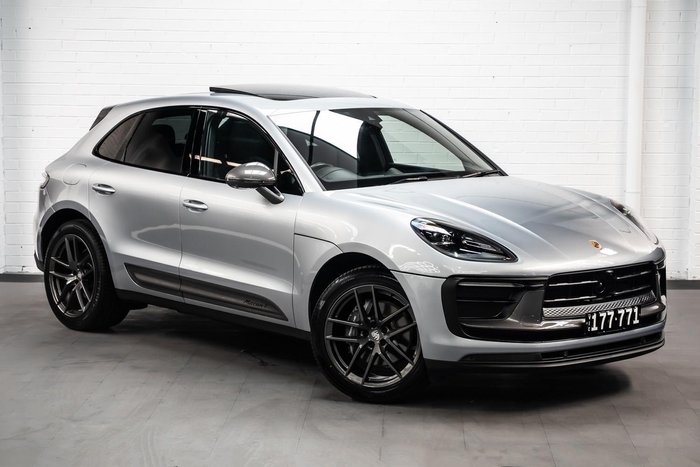 2023 Porsche Macan T