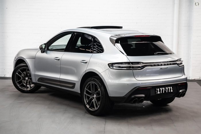 2023 Porsche Macan T