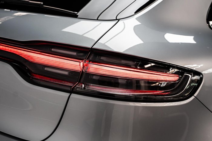 2023 Porsche Macan T