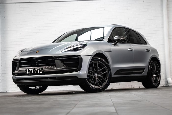 2023 Porsche Macan T