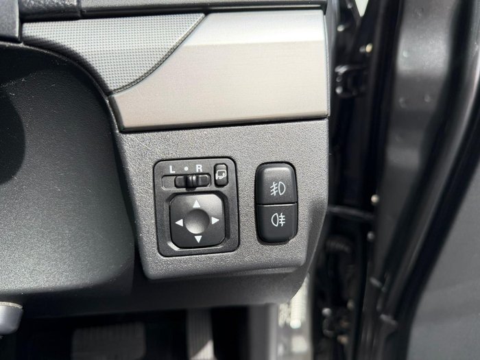 2020 Mitsubishi Pajero GLS Leather Option