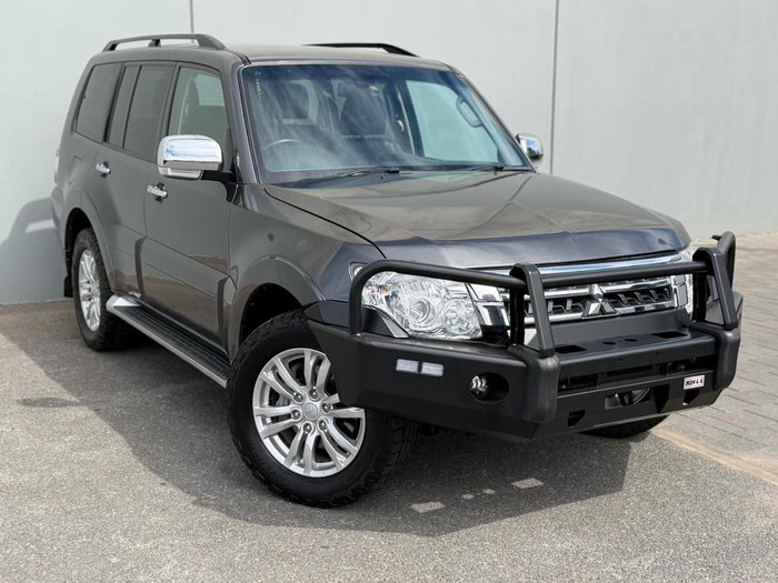 2020 Mitsubishi Pajero