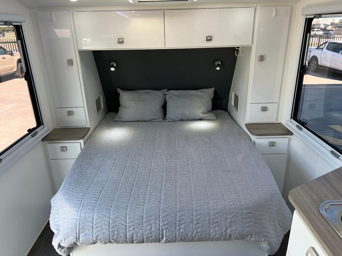 2023 Design RV Crx Semi Off Road F2, 21'