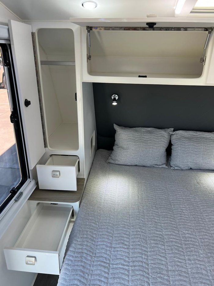 2023 Design RV Crx Semi Off Road F2, 21'