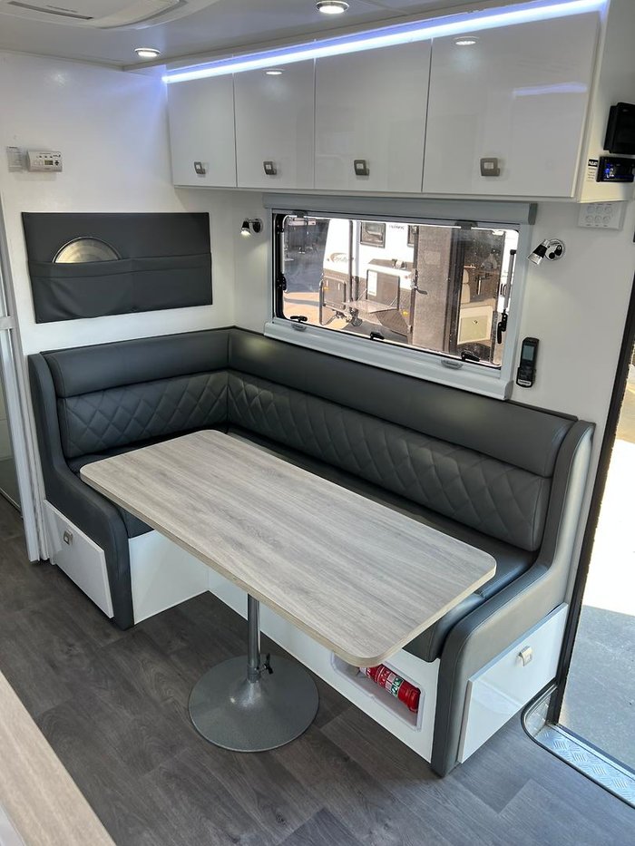 2023 Design RV Crx Semi Off Road F2, 21'