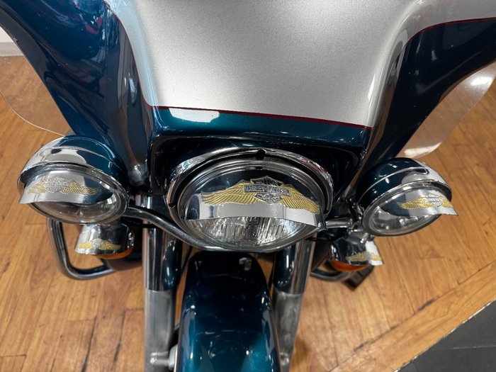 2004 Harley-Davidson FLHTCUI ULTRA CLASSIC E/GLIDE BLUE