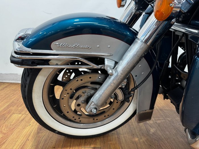 2004 Harley-Davidson FLHTCUI ULTRA CLASSIC E/GLIDE BLUE