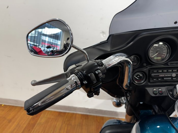 2004 Harley-Davidson FLHTCUI ULTRA CLASSIC E/GLIDE BLUE