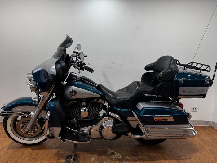 2004 Harley-Davidson FLHTCUI ULTRA CLASSIC E/GLIDE BLUE