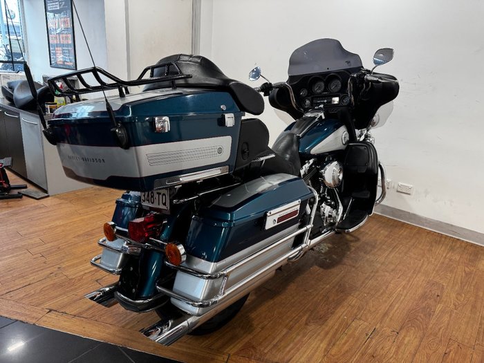 2004 Harley-Davidson FLHTCUI ULTRA CLASSIC E/GLIDE BLUE