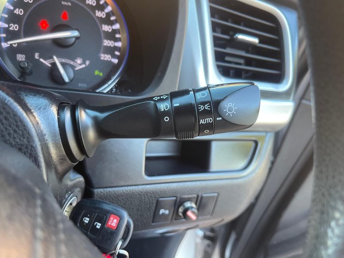 2015 Toyota Kluger GX