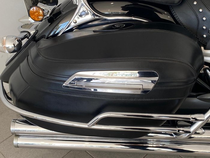 2011 Yamaha Roadliner (XV1900A) Roadliner Black