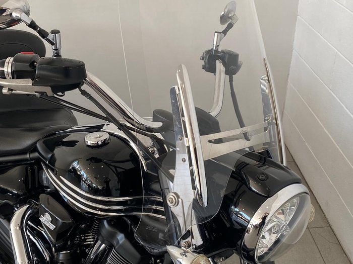 2011 Yamaha Roadliner (XV1900A) Roadliner Black