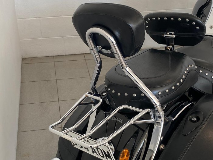 2011 Yamaha Roadliner (XV1900A) Roadliner Black