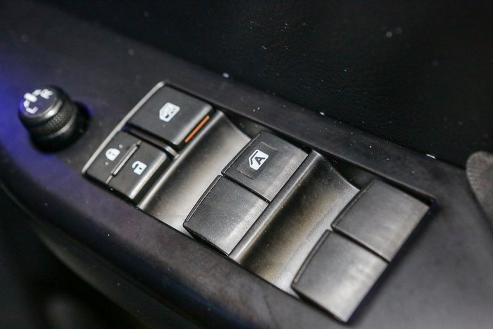 2020 Toyota Hilux SR