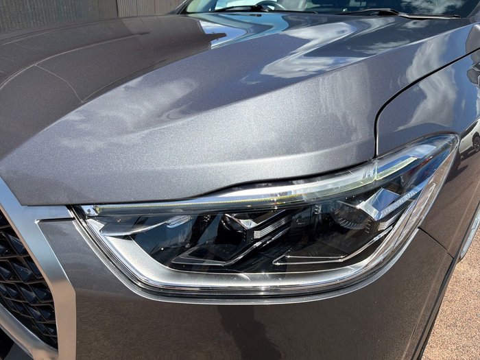 2022 LDV D90 Executive