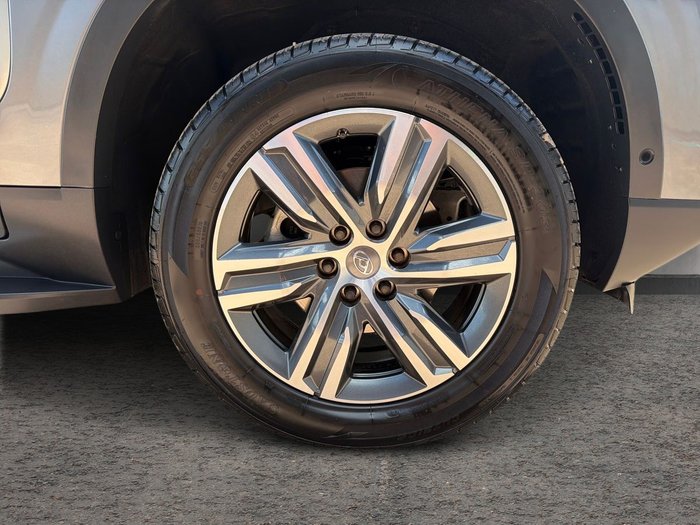 2022 LDV D90 Executive