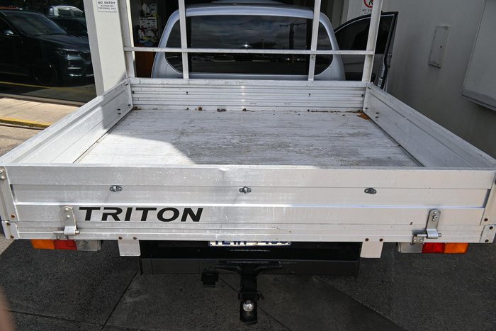 2014 Mitsubishi Triton GLX
