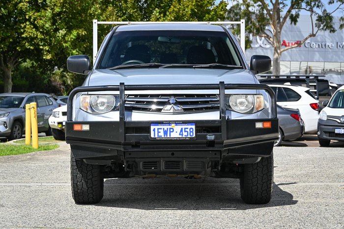 2014 Mitsubishi Triton GLX