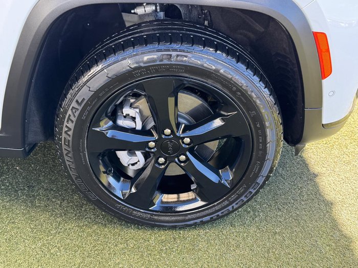 2022 Jeep Grand Cherokee L Night Eagle