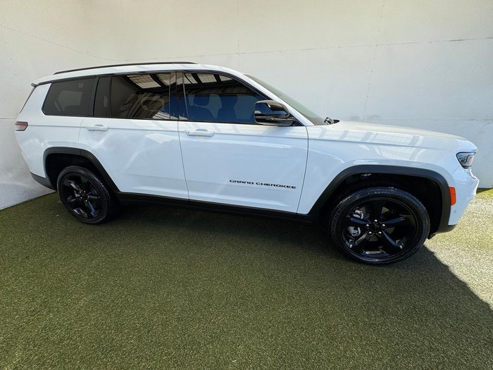 2022 Jeep Grand Cherokee L Night Eagle