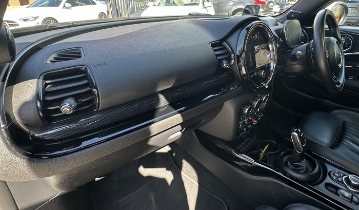 2021 MINI Clubman John Cooper Works Classic