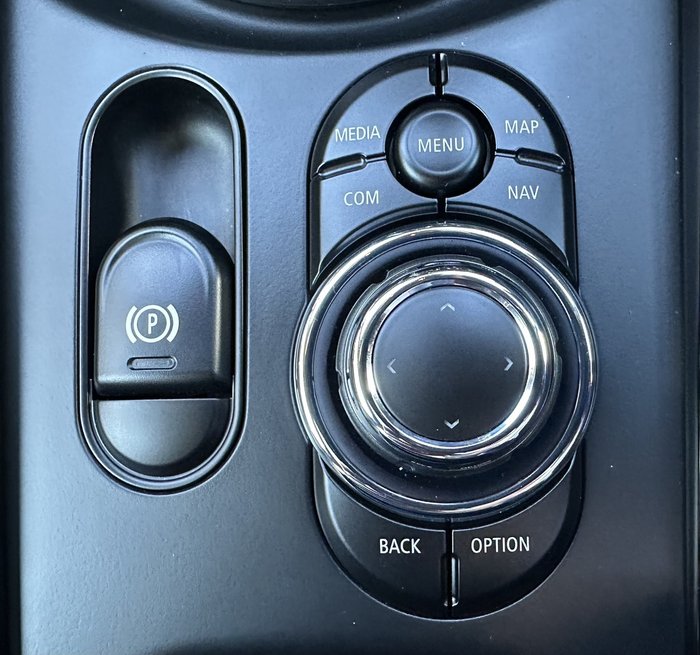 2021 MINI Clubman John Cooper Works Classic