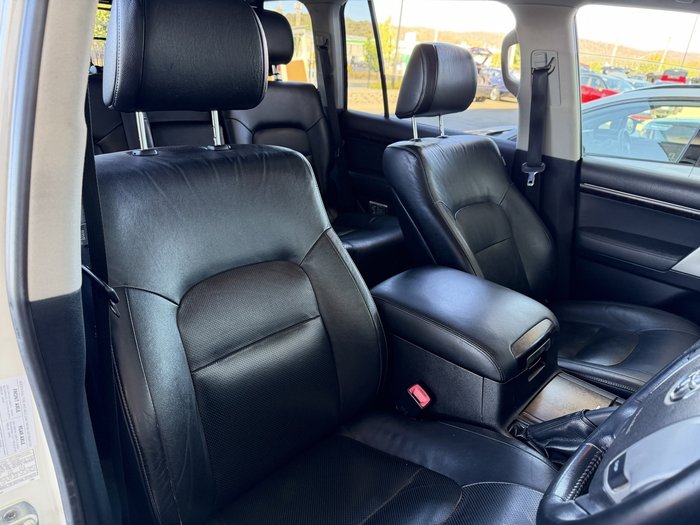 2012 Toyota Landcruiser VX