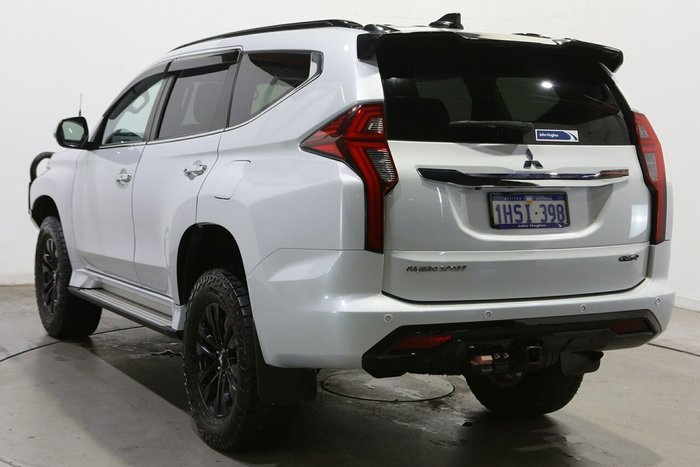 2022 Mitsubishi Pajero Sport GSR