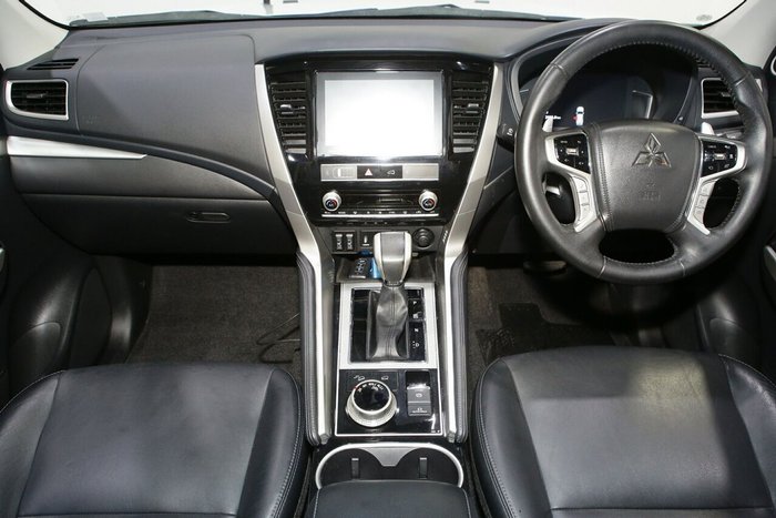 2022 Mitsubishi Pajero Sport GSR