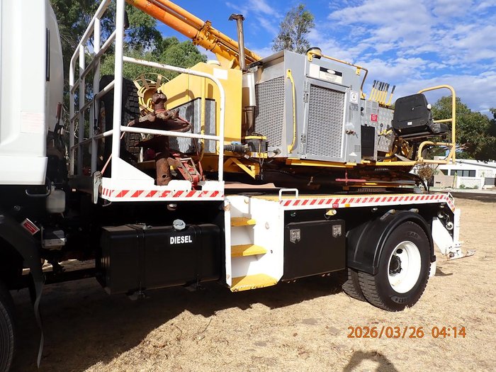 2012 Isuzu F Series FTS 800 WHITE