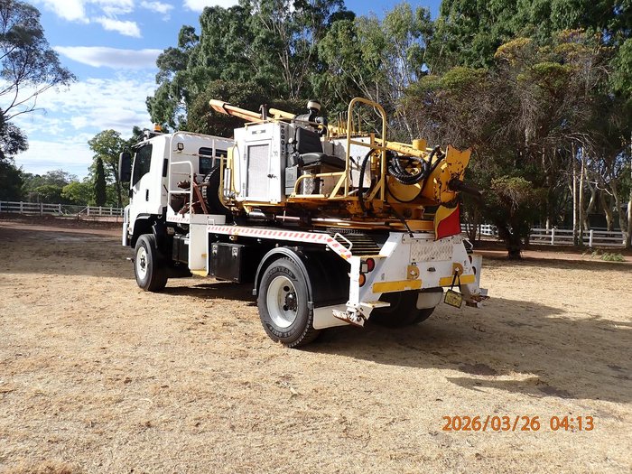 2012 Isuzu F Series FTS 800 WHITE