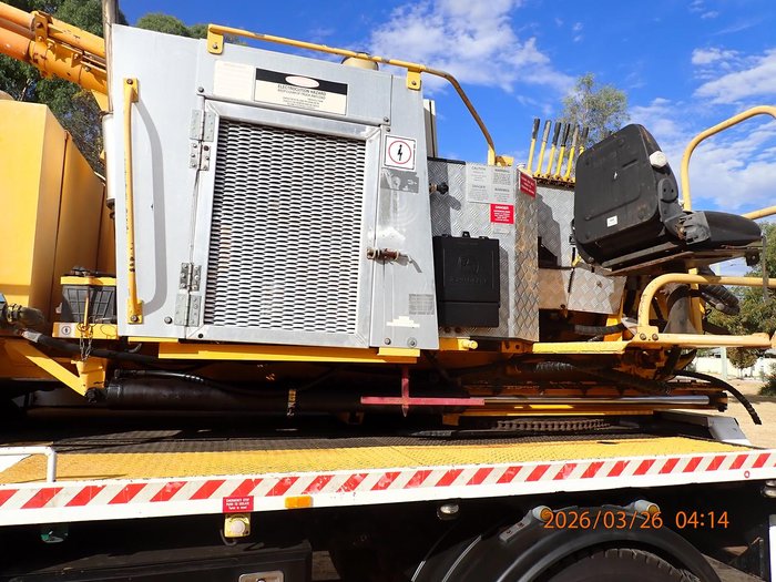 2012 Isuzu F Series FTS 800 WHITE