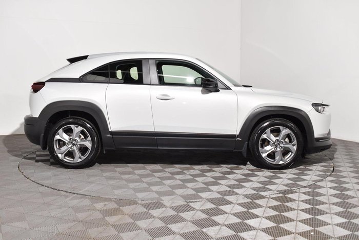 2022 Mazda MX-30 G20e Evolve