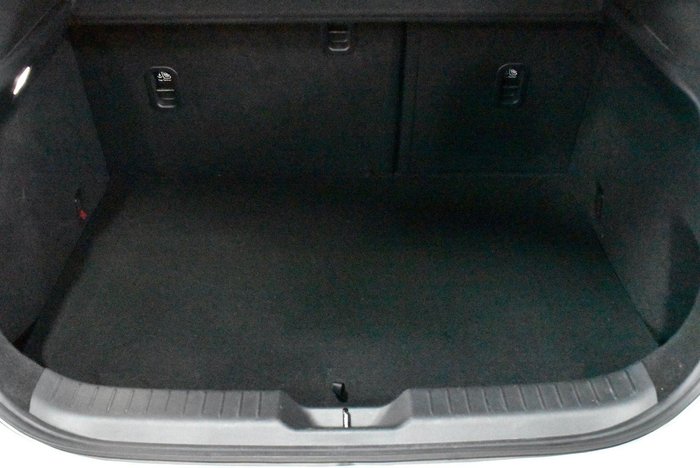 2022 Mazda MX-30 G20e Evolve