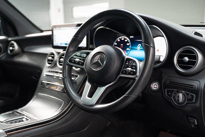 2020 Mercedes-Benz GLC-Class GLC200