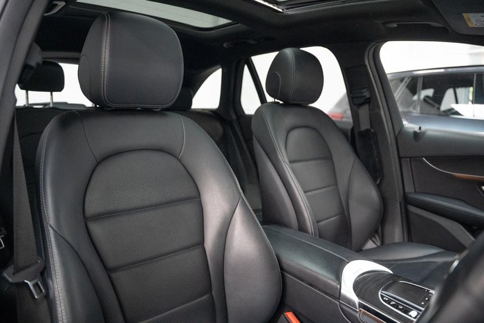 2020 Mercedes-Benz GLC-Class GLC200